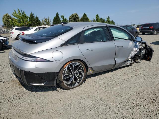 KMHM34AC2PA039181 - 2023 HYUNDAI IONIQ 6 SEL SILVER photo 3