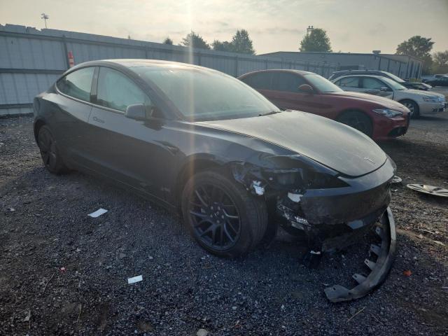 5YJ3E1EB4SF925674 - 2025 TESLA MODEL 3 GRAY photo 4