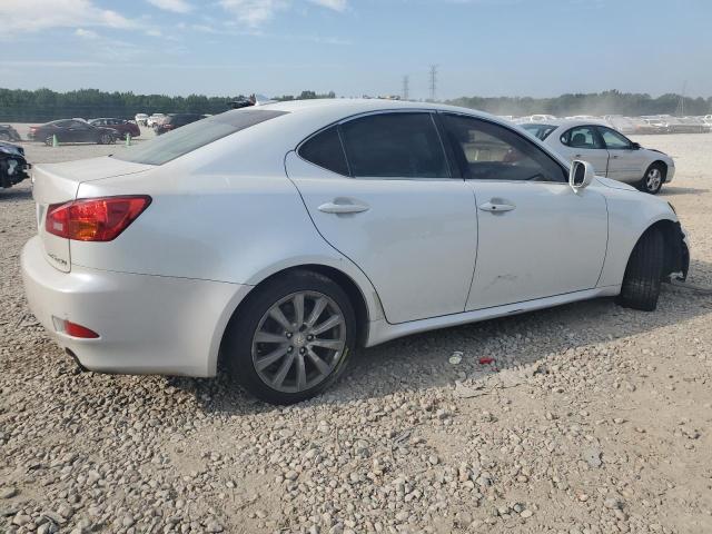 JTHCK262282019904 - 2008 LEXUS IS 250 WHITE photo 3