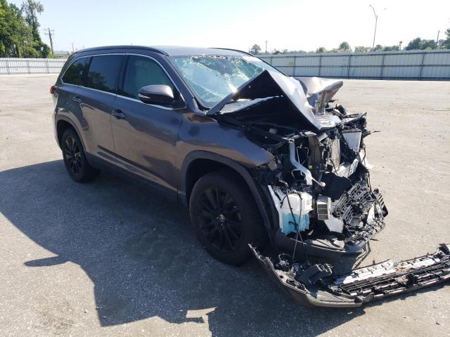 5TDKZRFH1KS574381 - 2019 TOYOTA HIGHLANDER SE CHARCOAL photo 4