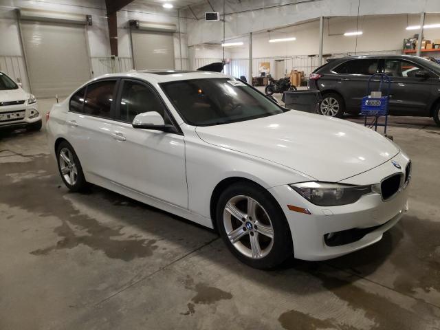 WBA3B3C50DF543669 - 2013 BMW 328 XI WHITE photo 4