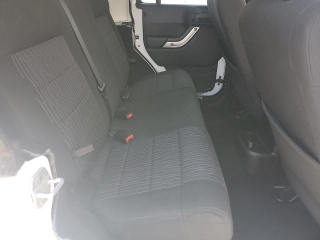 1C4BJWEG8CL212744 - 2012 JEEP WRANGLER UNLIMITED SAHARA WHITE photo 10