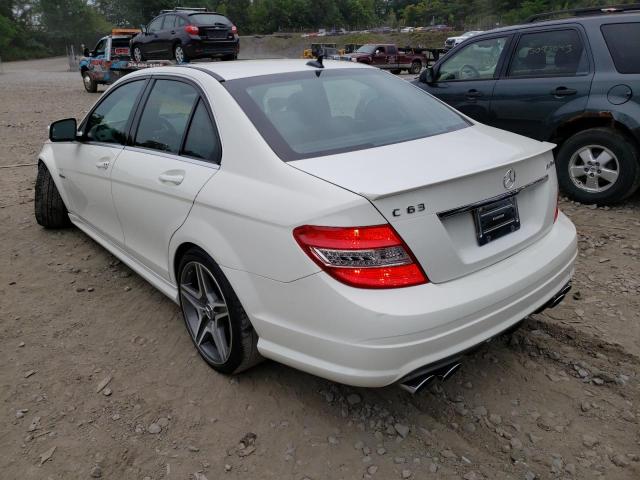 WDDGF77X08F182371 - 2008 MERCEDES-BENZ C 63 AMG WHITE photo 2