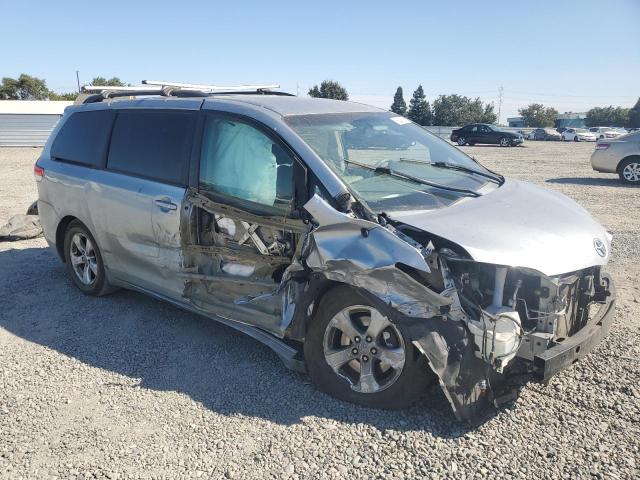 5TDKK3DC6ES407737 - 2014 TOYOTA SIENNA LE SILVER photo 4