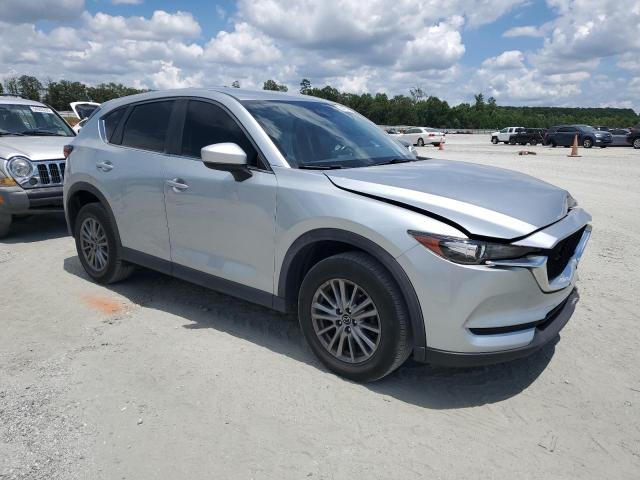 JM3KFABM3J0328163 - 2018 MAZDA CX-5 SPORT ვერცხლისფერი ფოტო 4