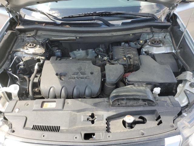 JA4AD3A31LZ025731 - 2020 MITSUBISHI OUTLANDER SE SILVER photo 12