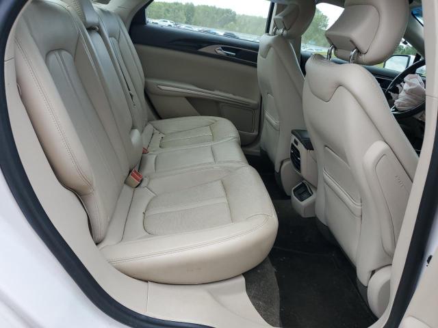 3LN6L2JK0GR602951 - 2016 LINCOLN MKZ WHITE photo 10