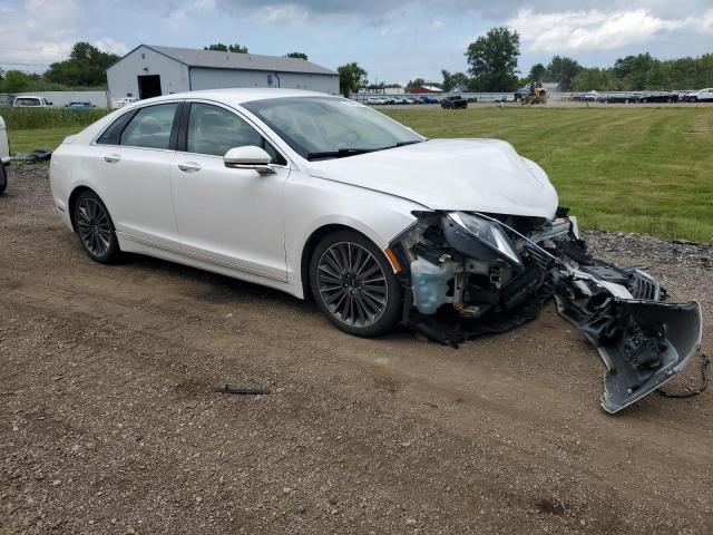 3LN6L2JK0GR602951 - 2016 LINCOLN MKZ WHITE photo 4