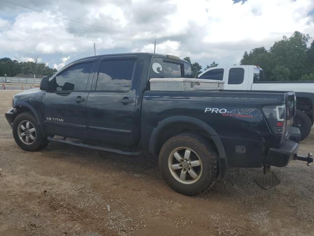 1N6BA0EC2BN313577 - 2011 NISSAN TITAN S BLACK photo 2