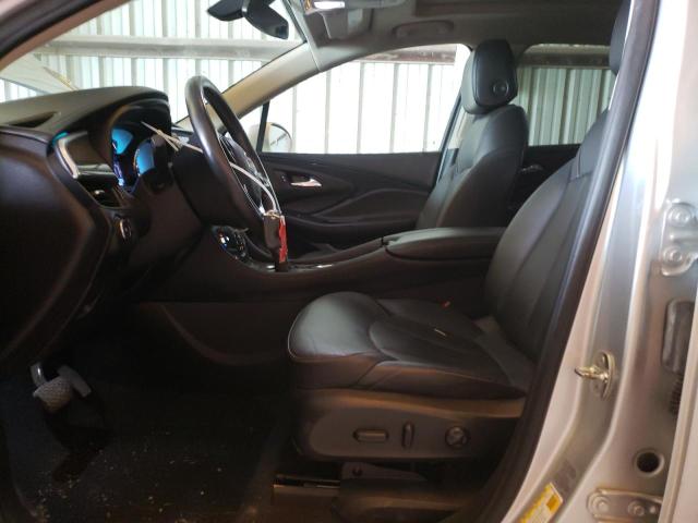 LRBFX1SA4JD115775 - 2018 BUICK ENVISION ESSENCE SILVER photo 7