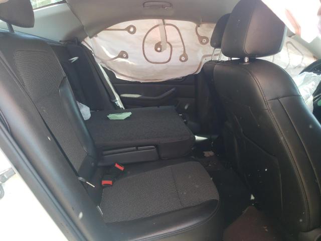 1G11E5SL0EF266772 - 2014 CHEVROLET MALIBU 2LT WHITE photo 10