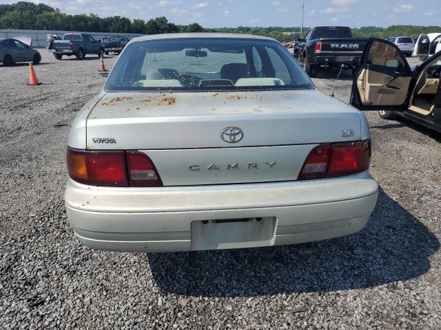 4T1BG12KXTU793907 - 1996 TOYOTA CAMRY DX SILVER photo 6