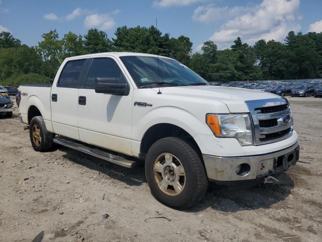 1FTFW1EF0EFA40143 - 2014 FORD F150 SUPERCREW WHITE photo 4