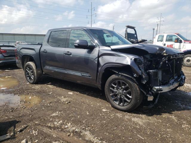 5TFNA5DB4PX103418 - 2023 TOYOTA TUNDRA CREWMAX PLATINUM Grau Foto 4