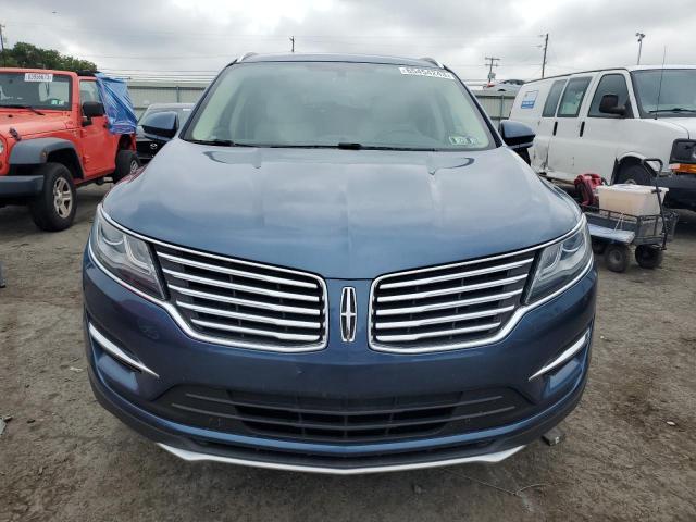 5LMCJ1D95JUL28686 - 2018 LINCOLN MKC PREMIERE BLUE photo 5