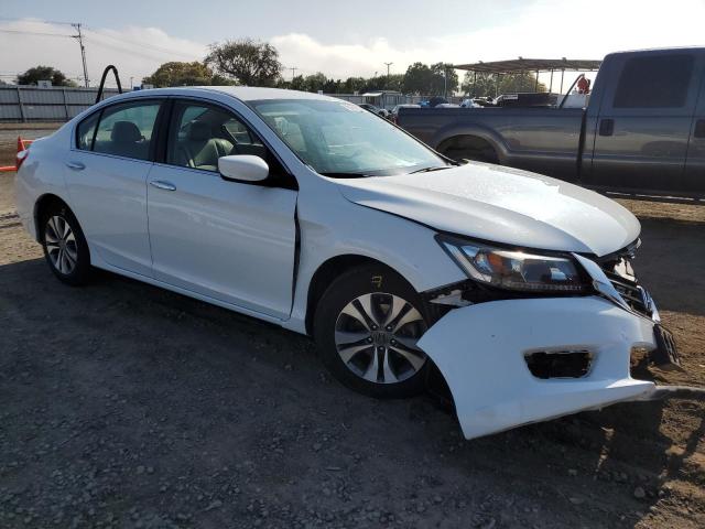 1HGCR2F38FA055946 - 2015 HONDA ACCORD LX WHITE photo 4