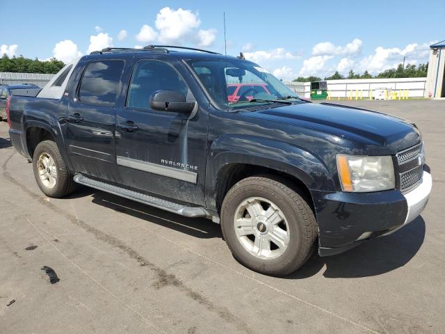 3GNTKFE3XBG129639 - 2011 CHEVROLET AVALANCHE LT BLACK photo 4