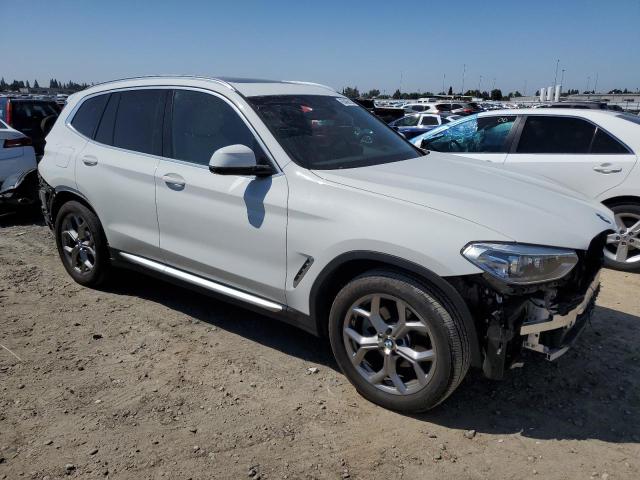 5UXTY5C02LLT37284 - 2020 BMW X3 XDRIVE30I WHITE photo 4