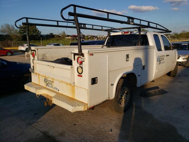 1GTHC59K09E109585 - 2009 GMC SIERRA C2500 SLE WHITE photo 3