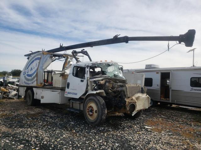 2004 FREIGHTLINER M2 106 MEDIUM DUTY, 