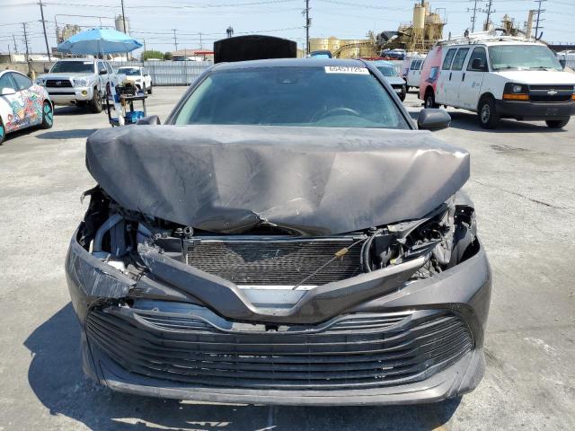 4T1C11AK2LU891403 - 2020 TOYOTA CAMRY LE BROWN photo 5