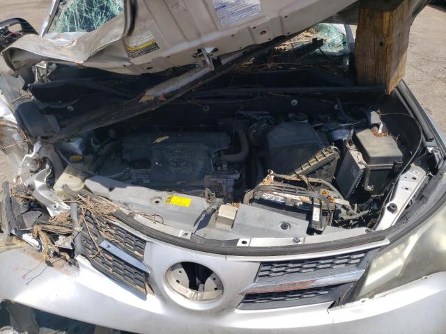 2T3ZFREV7FW188566 - 2015 TOYOTA RAV4 LE SILVER photo 12