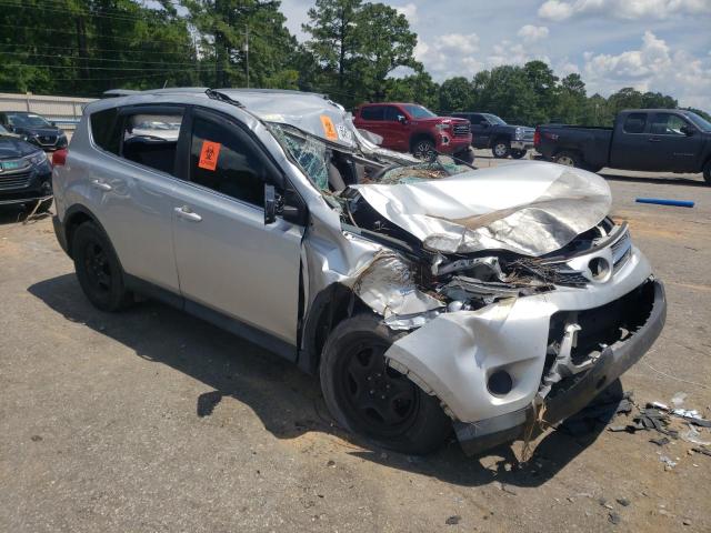 2T3ZFREV7FW188566 - 2015 TOYOTA RAV4 LE SILVER photo 4