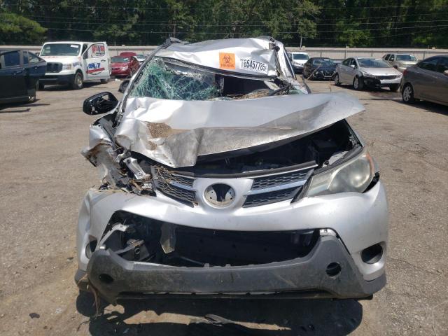 2T3ZFREV7FW188566 - 2015 TOYOTA RAV4 LE SILVER photo 5