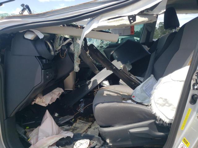 2T3ZFREV7FW188566 - 2015 TOYOTA RAV4 LE SILVER photo 7