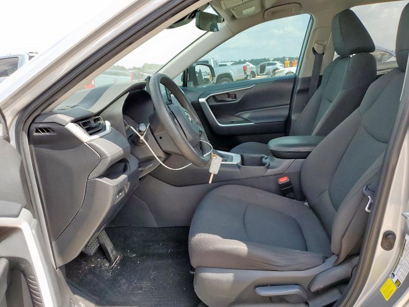 2T3H1RFV8NW224076 - 2022 TOYOTA RAV4 LE 银色 照片 7