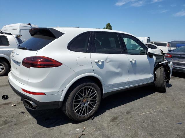 WP1AA2A27HKA82871 - 2017 PORSCHE CAYENNE WHITE photo 3