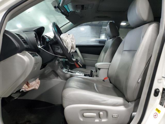 5TDBK3EH6DS214173 - 2013 TOYOTA HIGHLANDER BASE Beyaz fotoğraf 7