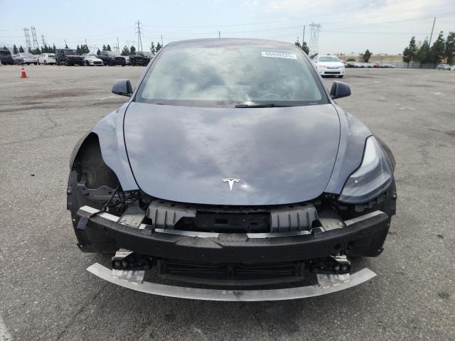 5YJ3E1EB4NF130659 - 2022 TESLA MODEL 3 GRAY photo 5