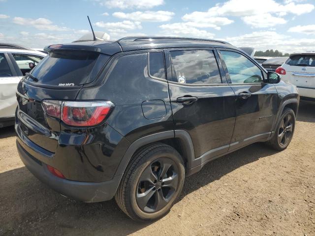 3C4NJCBBXJT409520 - 2018 JEEP COMPASS LATITUDE Noir photo 3