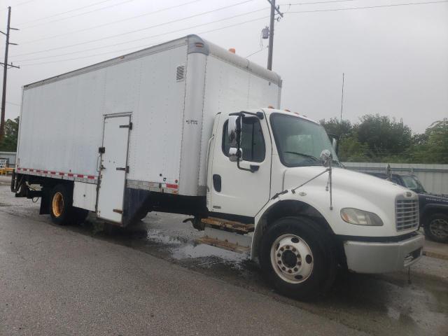 1FVACWDT28HZ86636 - 2008 FREIGHTLINER M2 106 MEDIUM DUTY WHITE photo 4