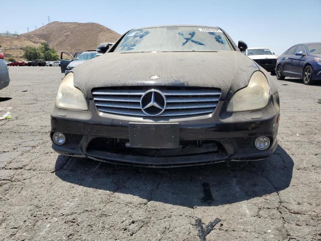 WDDDJ72X98A132445 - 2008 MERCEDES-BENZ CLS 550 BLACK photo 5