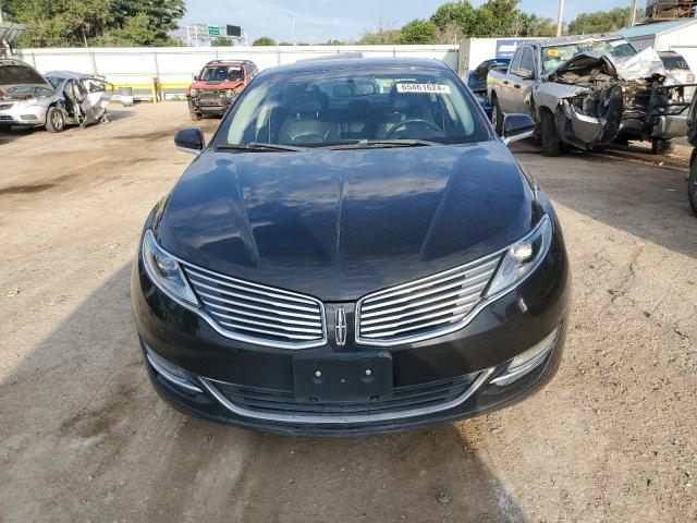 3LN6L2J9XDR817746 - 2013 LINCOLN MKZ BLACK photo 5