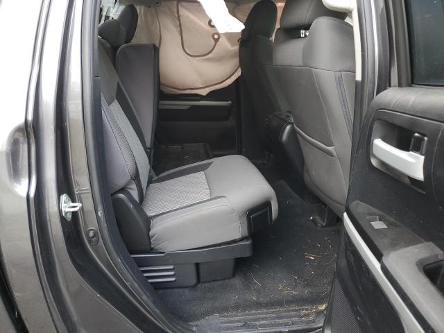 5TFUY5F13HX654789 - 2017 TOYOTA TUNDRA DOUBLE CAB SR/SR5 GRAY photo 10