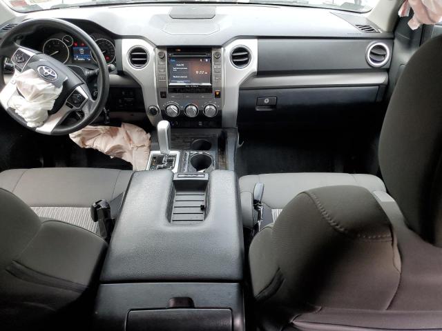 5TFUY5F13HX654789 - 2017 TOYOTA TUNDRA DOUBLE CAB SR/SR5 GRAY photo 8