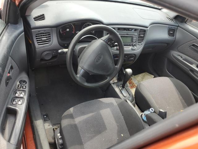 KNADE223596491615 - 2009 KIA RIO BASE ORANGE photo 8