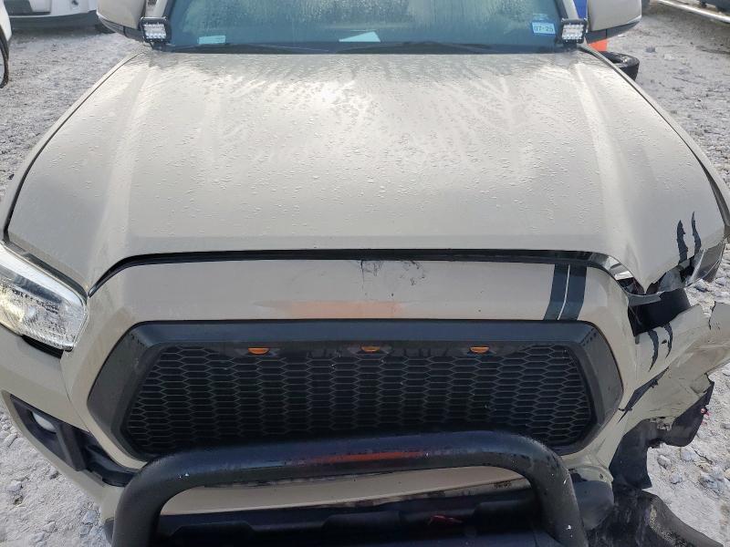 3TMCZ5AN5KM226366 - 2019 TOYOTA TACOMA DOUBLE CAB أسمر صورة 11