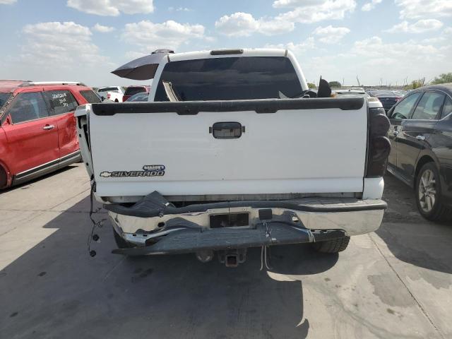 2GCEC13V771110889 - 2007 CHEVROLET SILVERADO C1500 CLASSIC CREW CAB WHITE photo 6