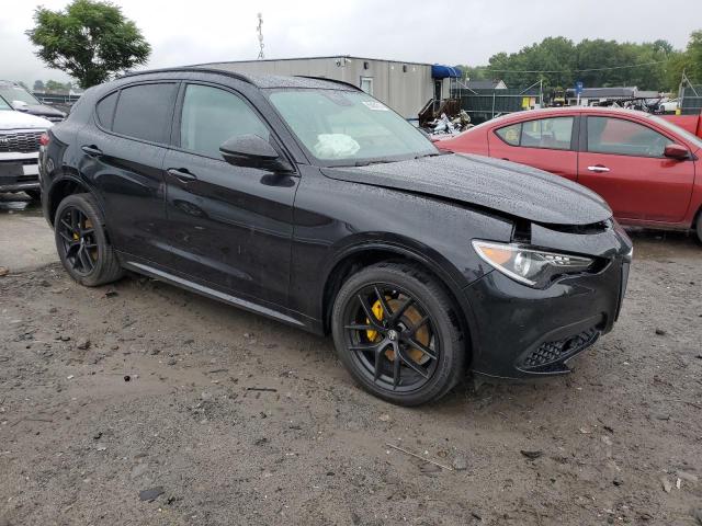 ZASPAKBN7M7D16287 - 2021 ALFA ROMEO STELVIO TI BLACK photo 4