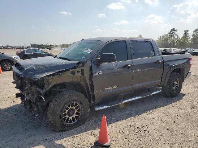 5TFEY5F19JX233900 - 2018 TOYOTA TUNDRA CREWMAX SR5 GRAY photo 1