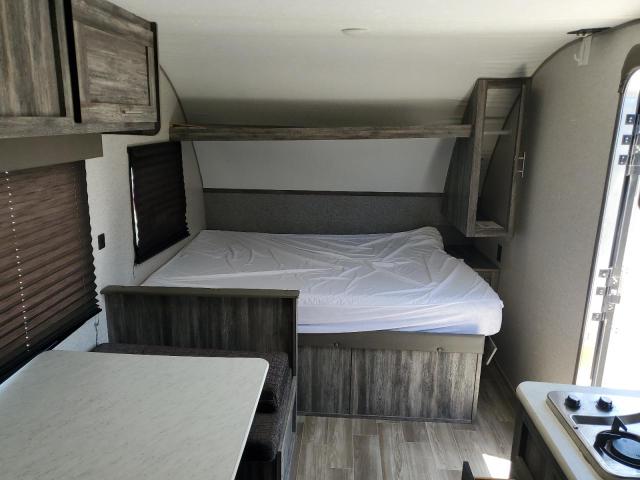 4X4TSMT19KY003397 - 2019 WILDWOOD SALEM WHITE photo 5