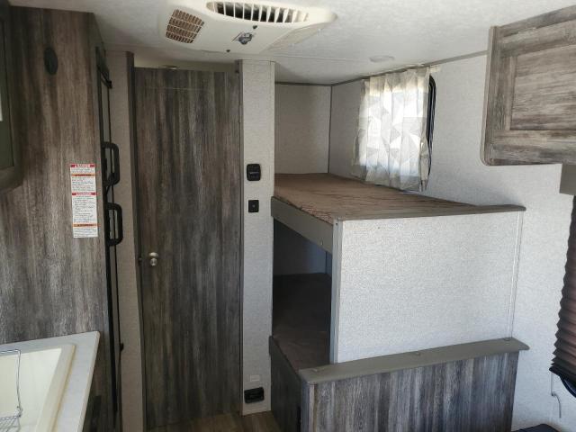 4X4TSMT19KY003397 - 2019 WILDWOOD SALEM WHITE photo 6