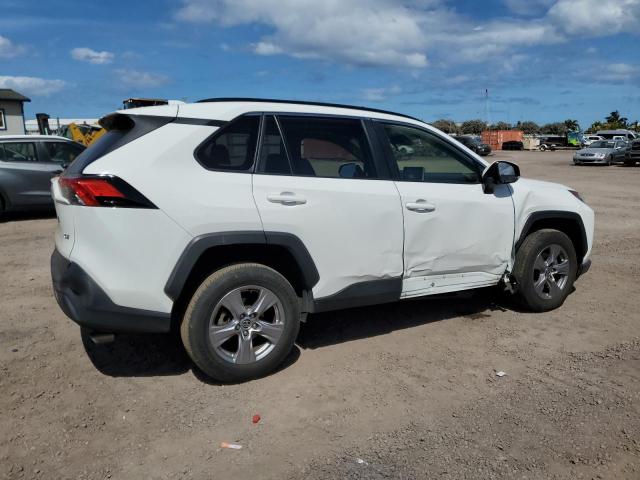 JTMW1RFVXNJ024435 - 2022 TOYOTA RAV4 XLE WHITE photo 3