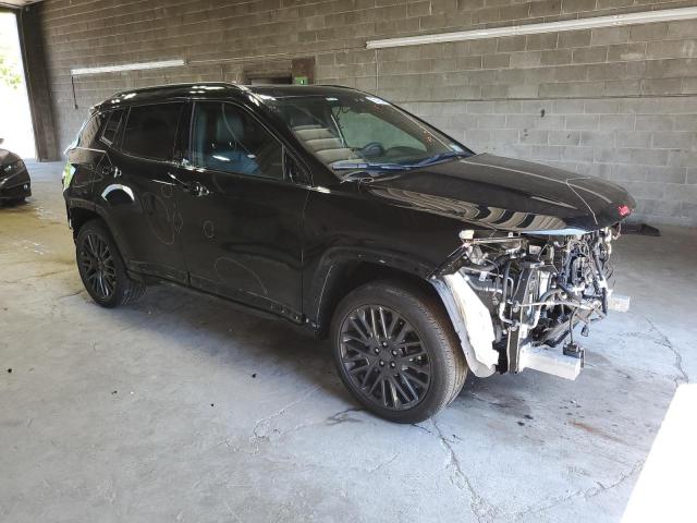 3C4NJDCNXPT526473 - 2023 JEEP COMPASS LIMITED 黑色 照片 4
