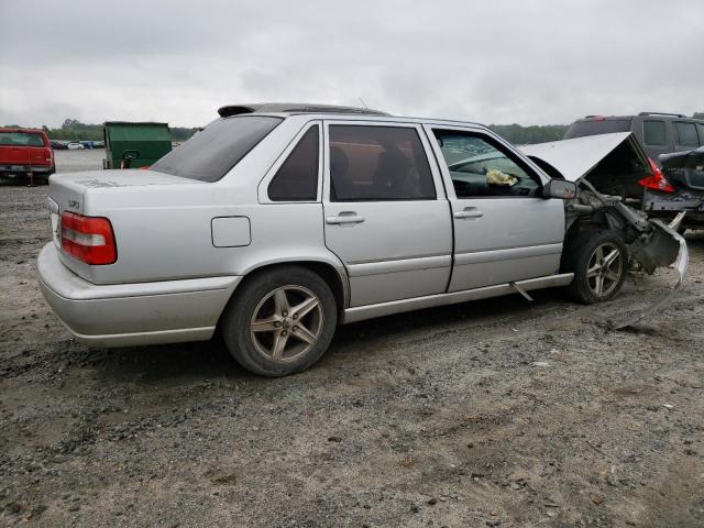 YV1LS5579W2551349 - 1998 VOLVO S70 SILVER photo 3