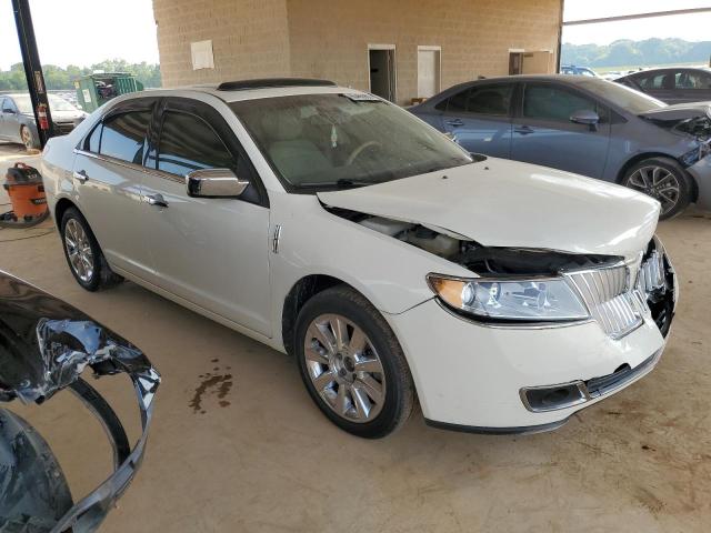 3LNHL2GC1CR822229 - 2012 LINCOLN MKZ WHITE photo 4